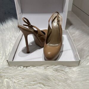 Yves Saint Laurent Tan Slingback Heels